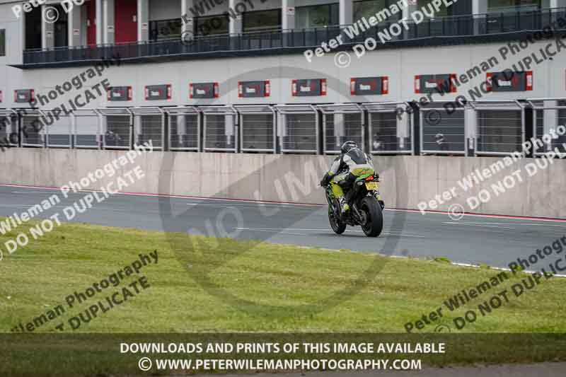 cadwell no limits trackday;cadwell park;cadwell park photographs;cadwell trackday photographs;enduro digital images;event digital images;eventdigitalimages;navarra;no limits trackdays;peter wileman photography;racing digital images;trackday digital images;trackday photos